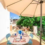 Holiday home Il Carrubo With Jacuzzi & Sauna *