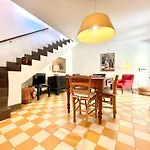 Holiday home Il Carrubo With Jacuzzi & Sauna *