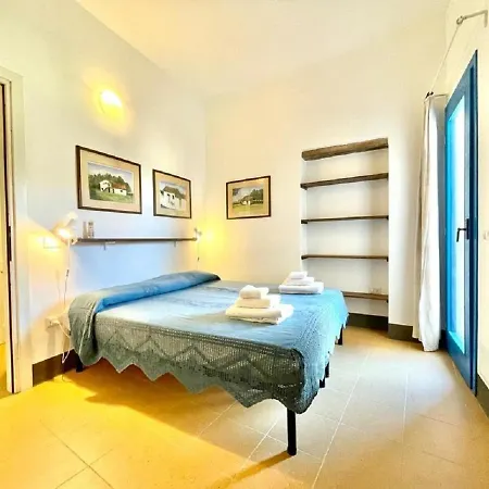 Prázdninový dům Il Carrubo With Jacuzzi & Sauna *