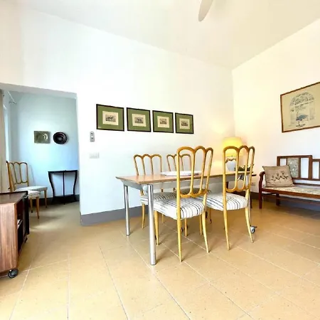 Il Carrubo & 펜션 *