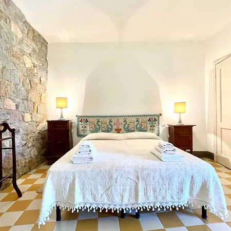 Il Carrubo & * Bari Sardo