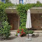 בית נופש Il Carrubo With Jacuzzi & Sauna *
