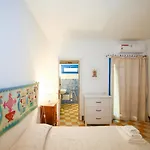 Il Carrubo With Jacuzzi & Sauna * בארי סארדו