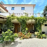 Il Carrubo With Jacuzzi & Sauna * בארי סארדו