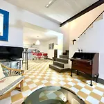 Il Carrubo With Jacuzzi & Sauna בית נופש