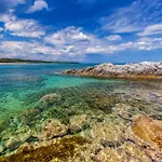 Il Carrubo With Jacuzzi & Sauna בארי סארדו
