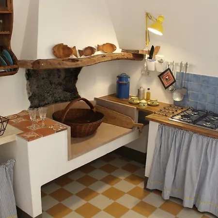 Il Carrubo With Jacuzzi & Sauna *