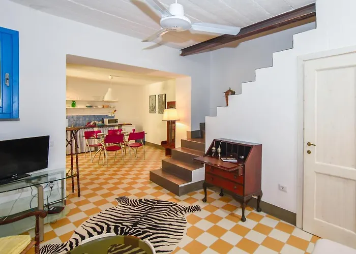 Ferienhaus Il Carrubo & *