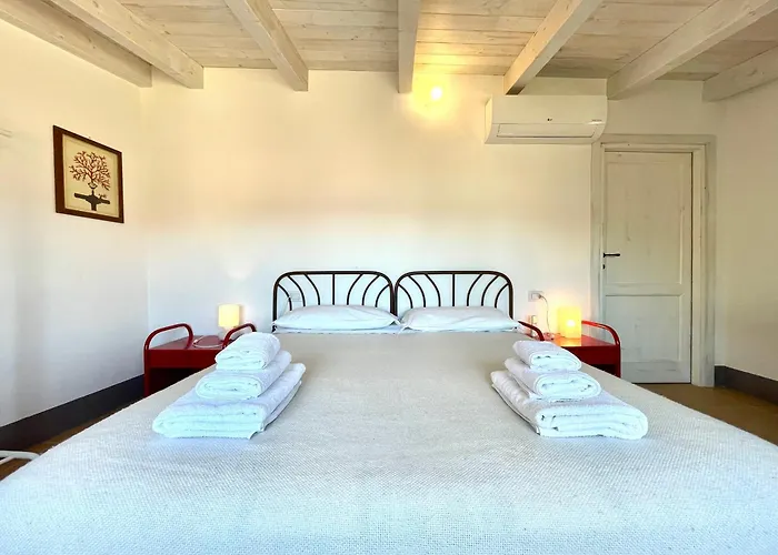 Il Carrubo & Ferienhaus